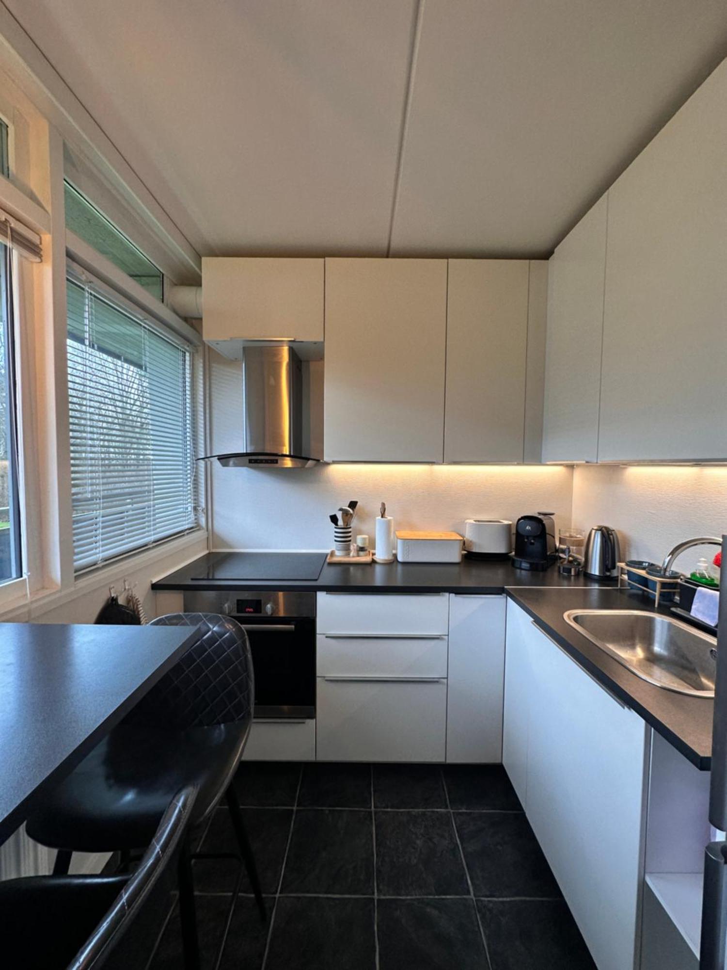 Privat One Bedroom Apartment With Free Parking オーデンセ エクステリア 写真